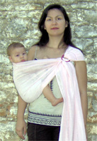 Με το μωρό στο πλάι με μάρσιπο ring sling