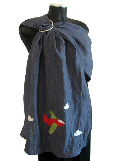 <a href="http://www.babywearing.gr/en/product/aplique-airplane/"target="_blank">airplane</a>15€