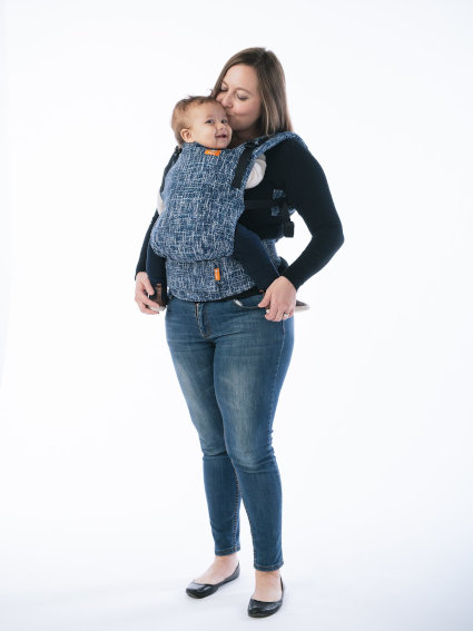 marsipos-clips-tula-free-to-grow-baby-carrier-blues-3