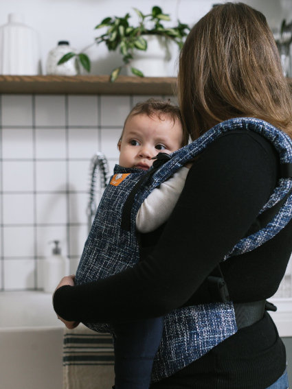 marsipos-clips-tula-free-to-grow-baby-carrier-blues-5