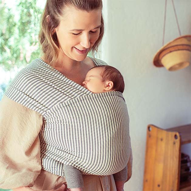 Ergobaby AURA Stretchy Wrap - Navy Gingham Stripes