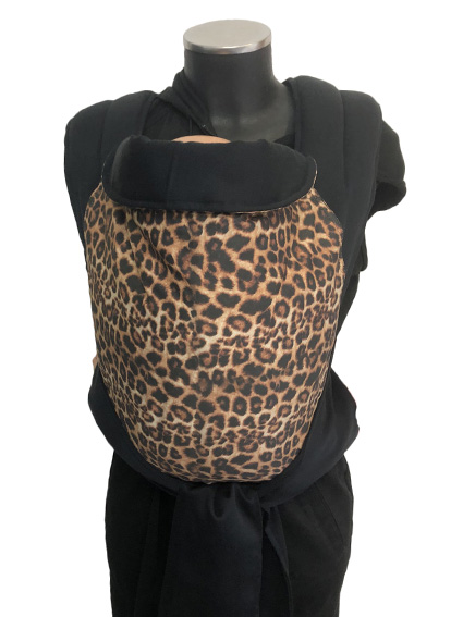 marsipos-mei-tai-4755-leopard-print-4021-black-soft-and-cool-1 Μάρσιπος mei tai 100% οργανικό βαμβάκι, με λεοπάρ και μαύρο soft and cool, απαλό και δροσερό