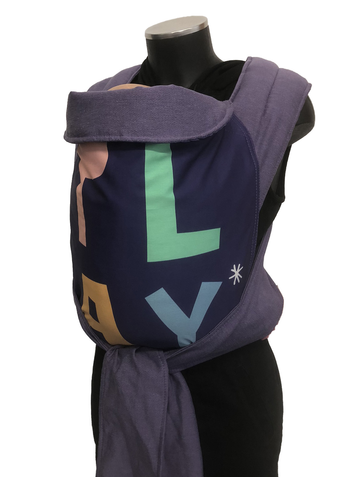 marsipos-mei-tai-4745-play-every-day-lilac-purple-soft-and-cool-4 Εργονομικός μάρσιπος mei tai από νεογέννητο με μήνυμα Play Every day, μωβ λιλά, οργανικό βαμβάκι, πολύ απαλό