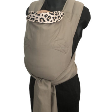 Εργονομικός μάρσιπος mei tai με σχέδιο λεοπάρ σε εκρού-μπεζ