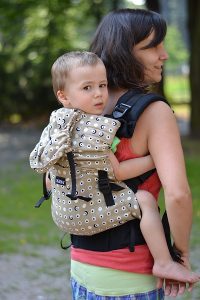 KiBi ergonomic carrier for small and big babies