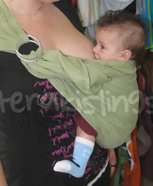 A nursing baby in a perfect hip position