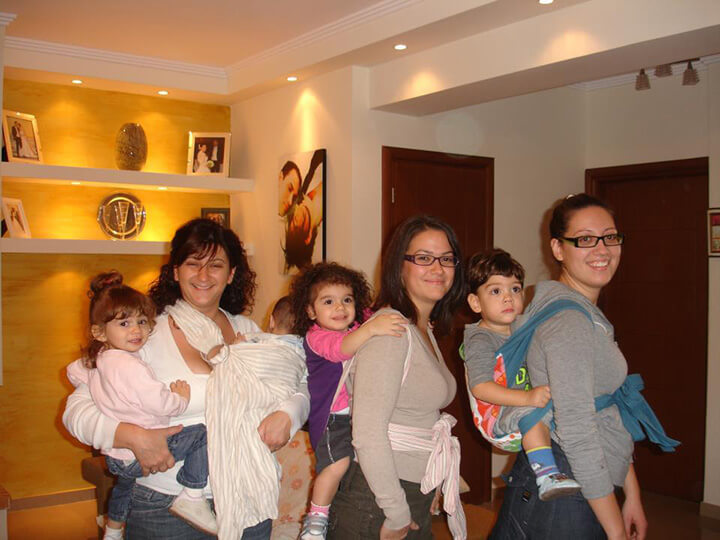 A babywearing meet-up