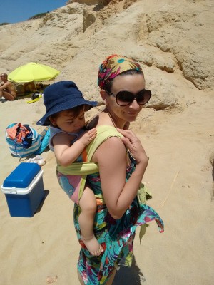 a cool baby carrier for summer