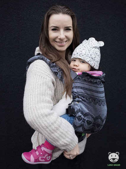 Diamond Lace Elegance Adjustable Baby Carrier - Image 3