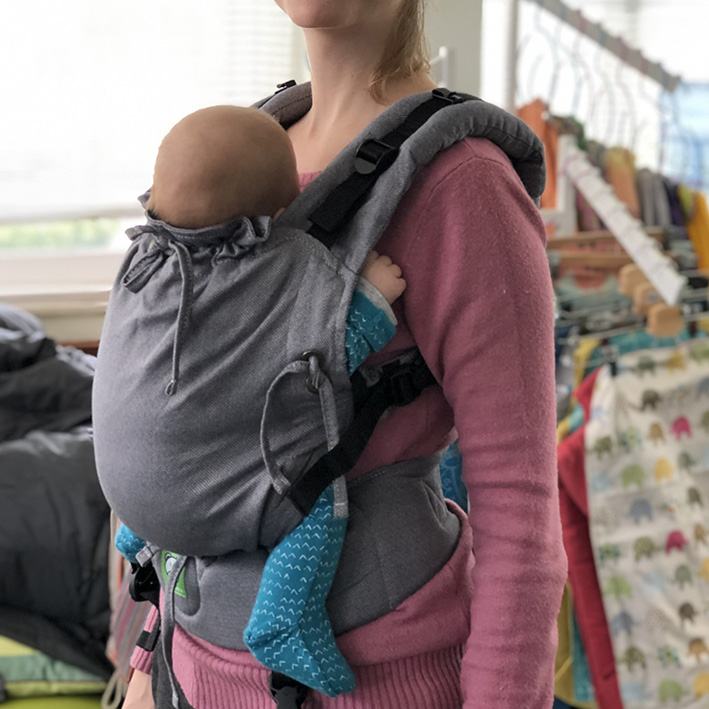 Newborn in a Luna Dream — J-shape
