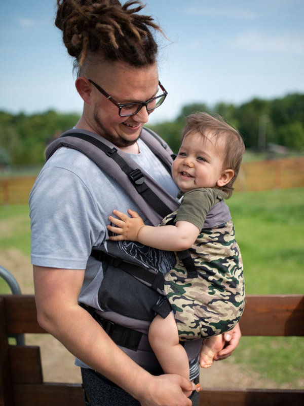 Kinder Hop Multi Grow Carrier Moro via Asteraki Slings - Image 3