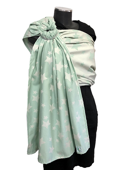 Μάρσιπος ring sling με κρίκους, από 100% οργανικό βαμβάκι, λεπτό και απαλό, σε χρώμα φυστικί-βεραμάν με αστεράκια
