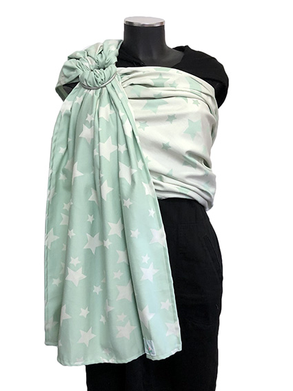 Μάρσιπος ring sling με κρίκους, από 100% οργανικό βαμβάκι, λεπτό και απαλό, σε χρώμα φυστικί-βεραμάν με αστεράκια