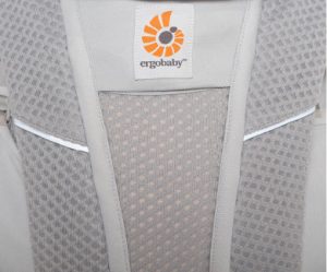 The coolest carrier Ergobaby Breeze